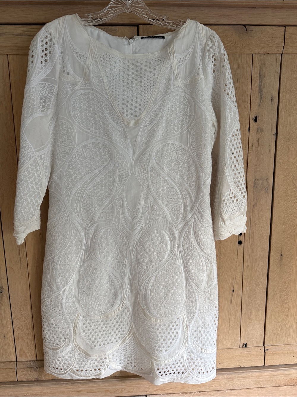 Elie Tahari White Embroidered Shift Dress